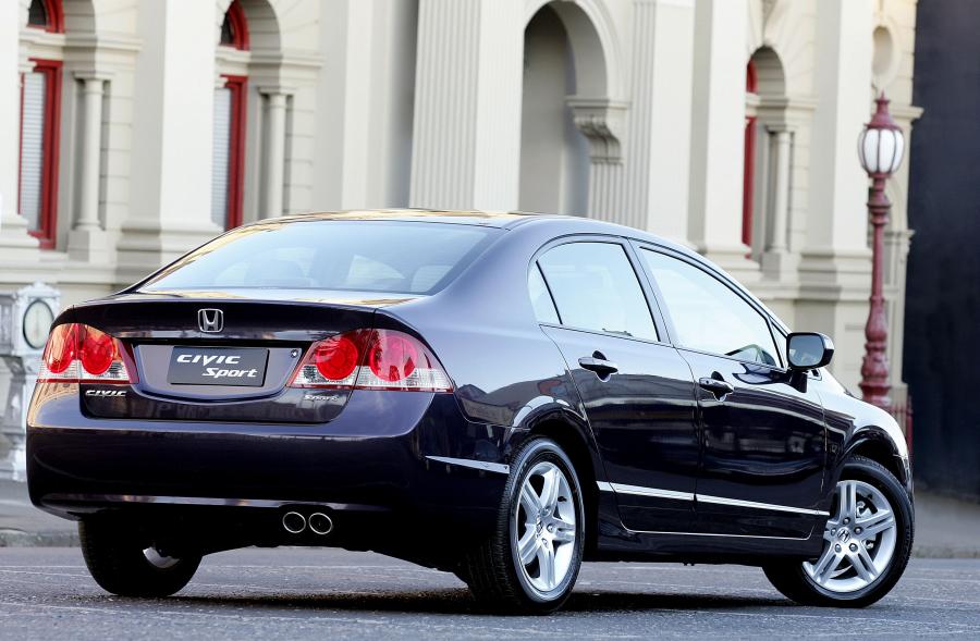  Honda Civic Sport Sedan 2006 года  (AU) (фото 6 из 10)
